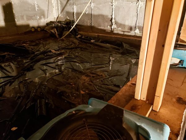 Crawlspace Water Cleanup in San Clemente